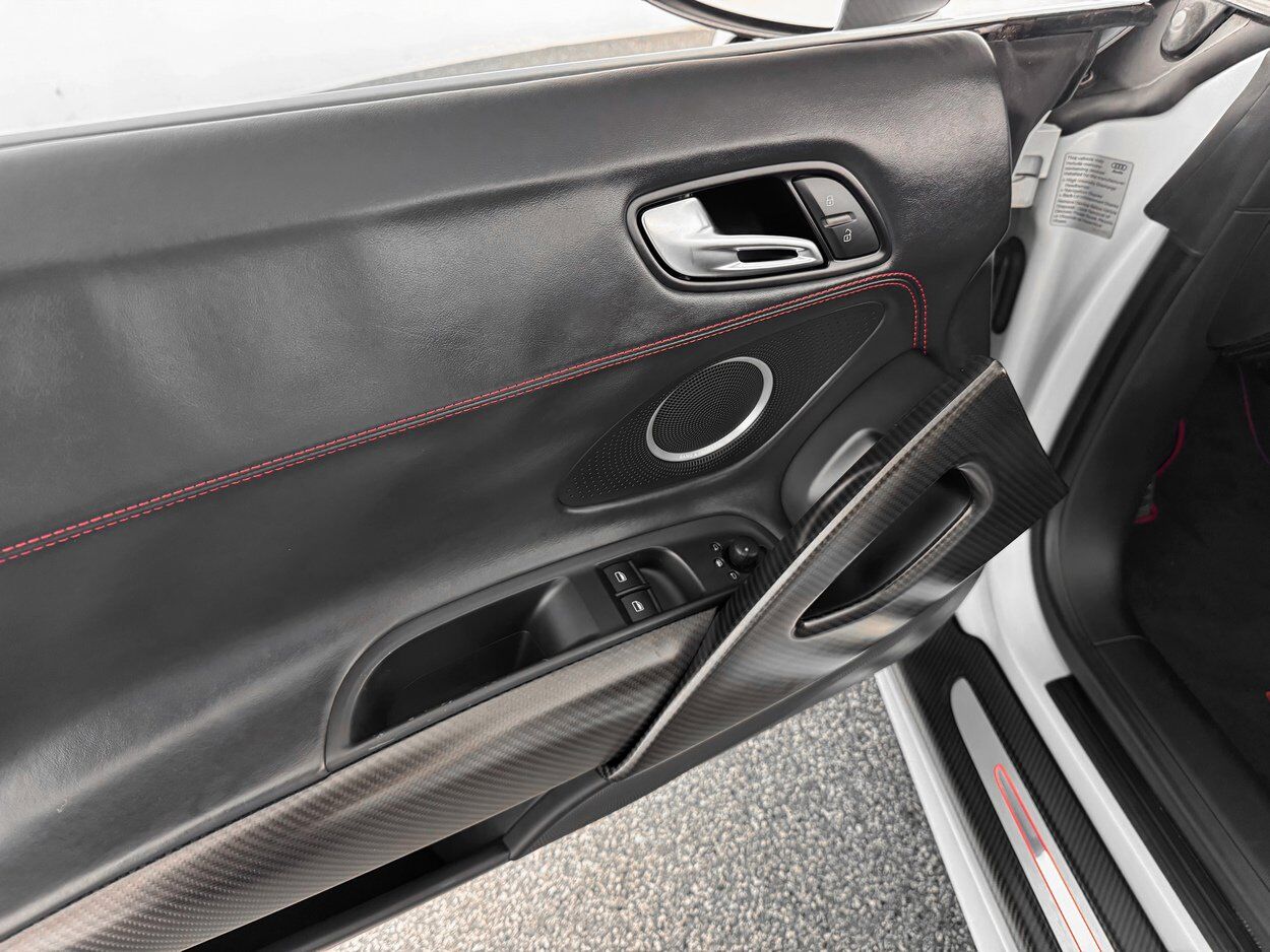 2012 Audi R8 5.2L GT Spyder Bellevue WA