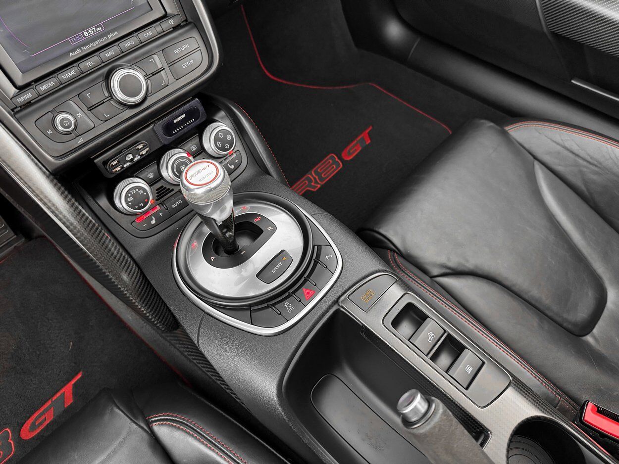 2012 Audi R8 5.2L GT Spyder Bellevue WA