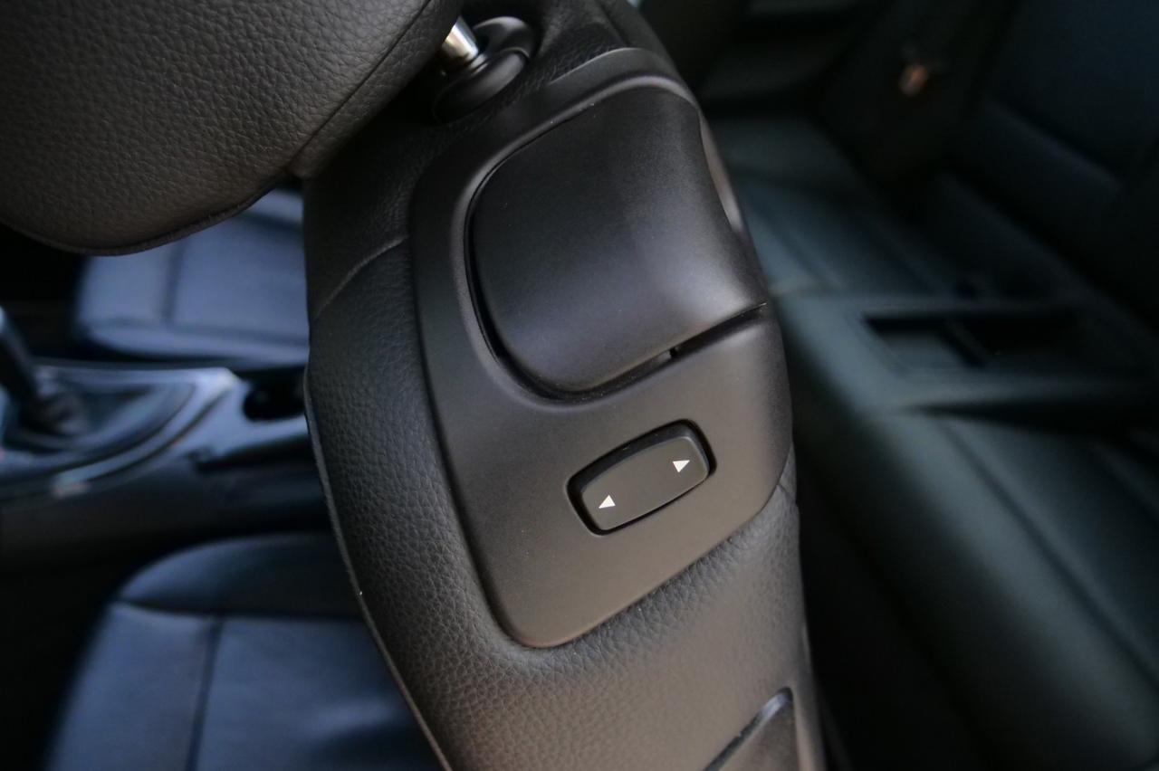 2012 BMW 1 Series 128i / Premium Package 2 / Cold Weather Package! Lincolnton NC