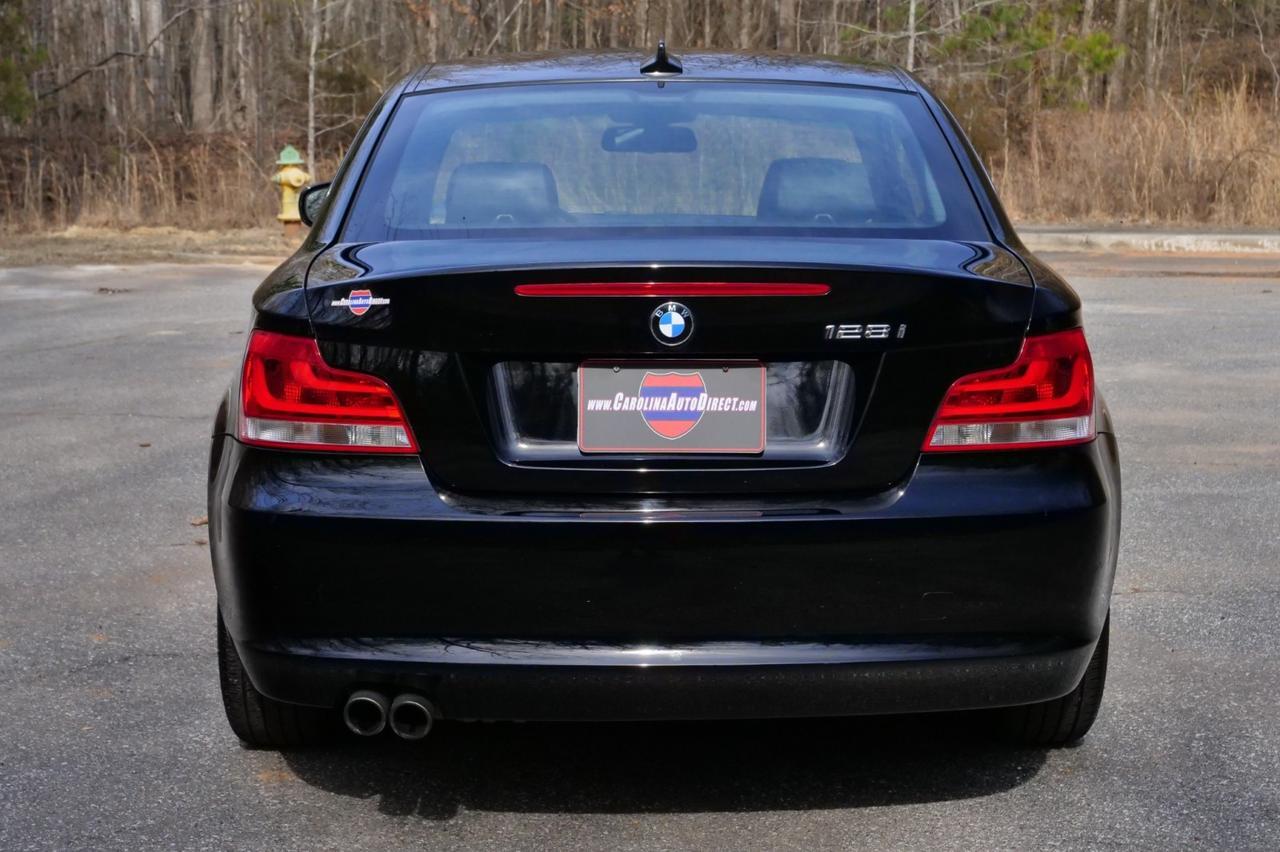 2012 BMW 1 Series 128i / Premium Package 2 / Cold Weather Package! Lincolnton NC