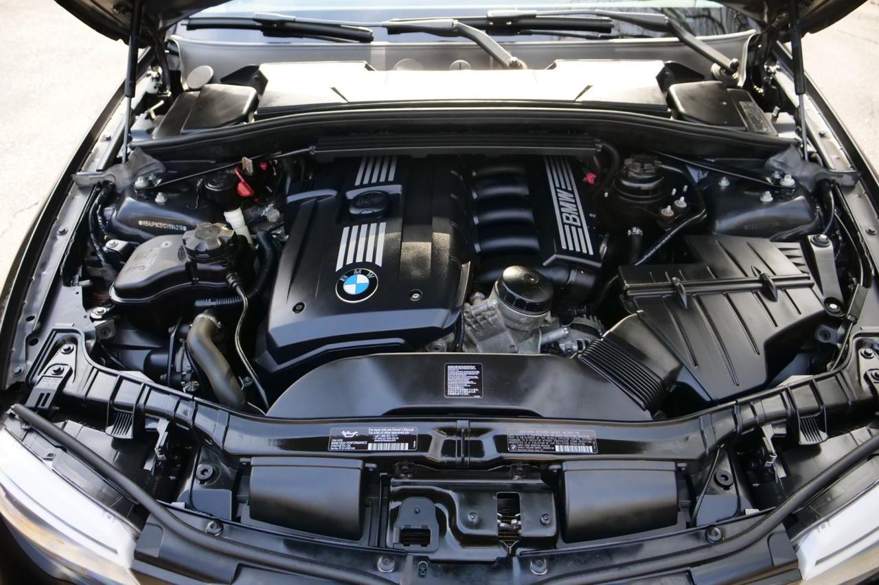 2012 BMW 1 Series 128i / Premium Package 2 / Cold Weather Package! Lincolnton NC