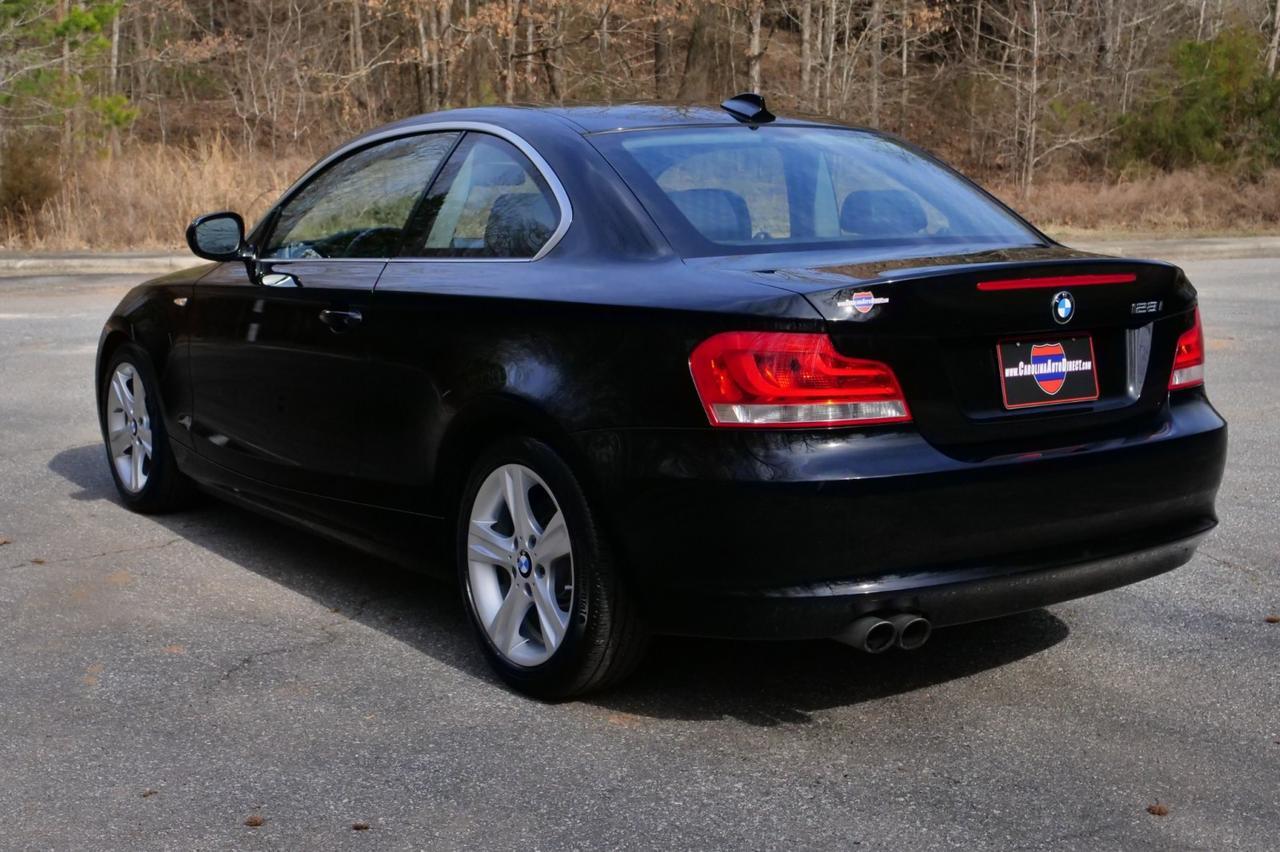 2012 BMW 1 Series 128i / Premium Package 2 / Cold Weather Package! Lincolnton NC