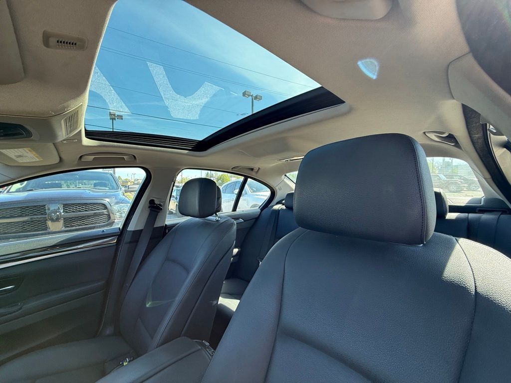 2012 BMW 5 Series 528i xDrive Crestwood KY