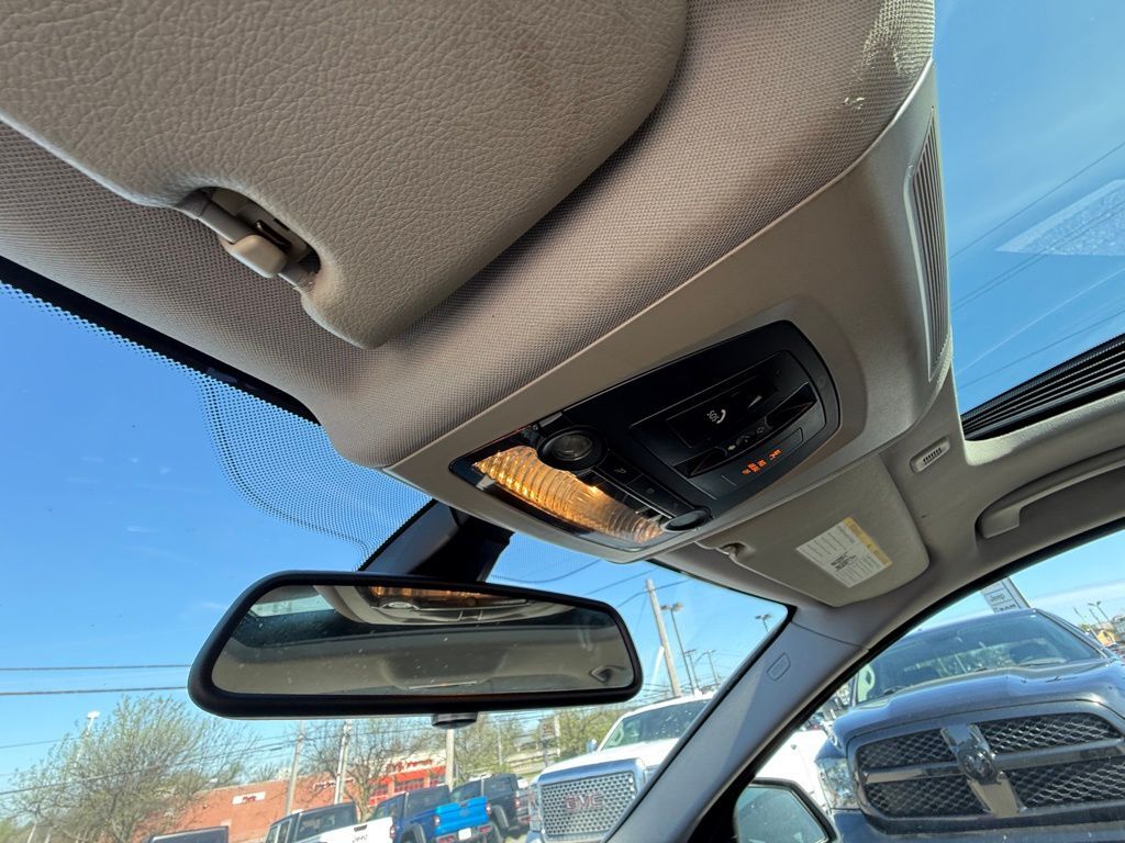 2012 BMW 5 Series 528i xDrive Crestwood KY