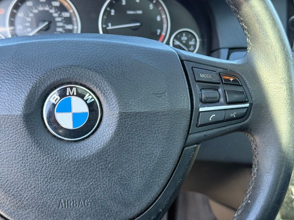 2012 BMW 5 Series 528i xDrive Crestwood KY