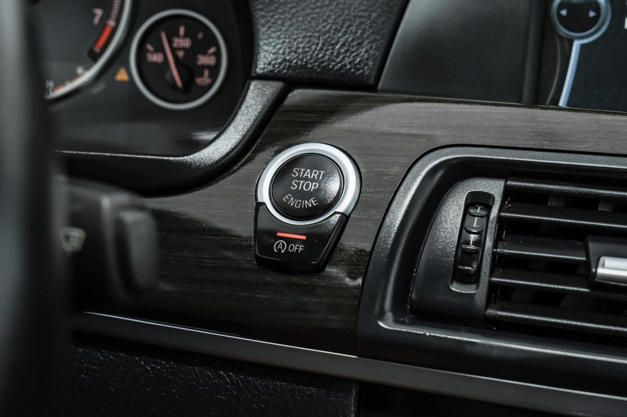 2012 BMW 535i xDrive AWD NAVIGATION SUNROOF LEATHER HEATED SEATS REAR CAMERA KEYLESS Carrollton TX