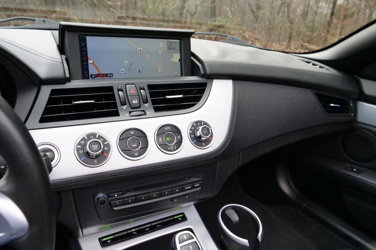 2012 BMW Z4 Roadster sDrive35i / Sport Package / Heated Seats! Lincolnton NC