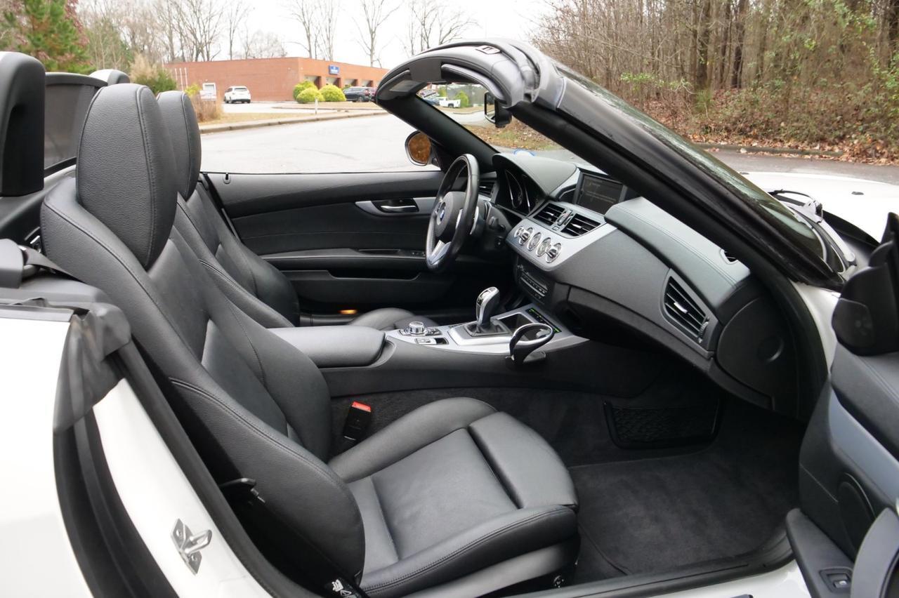 2012 BMW Z4 Roadster sDrive35i / Sport Package / Heated Seats! Lincolnton NC