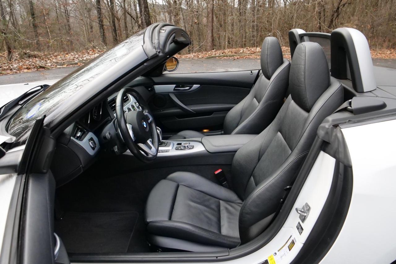 2012 BMW Z4 Roadster sDrive35i / Sport Package / Heated Seats! Lincolnton NC