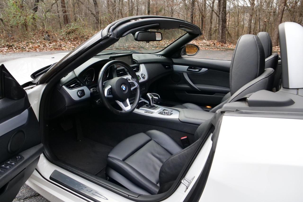 2012 BMW Z4 Roadster sDrive35i / Sport Package / Heated Seats! Lincolnton NC