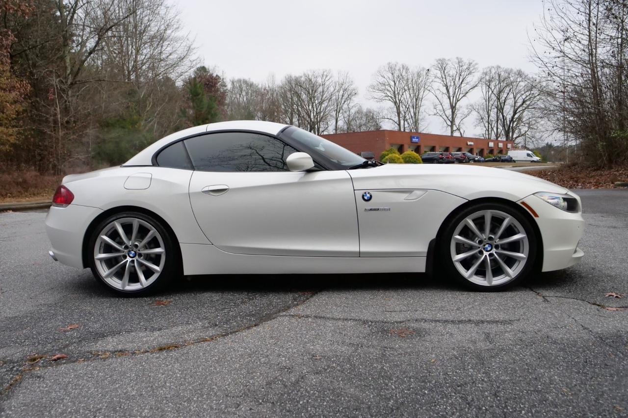 2012 BMW Z4 Roadster sDrive35i / Sport Package / Heated Seats! Lincolnton NC