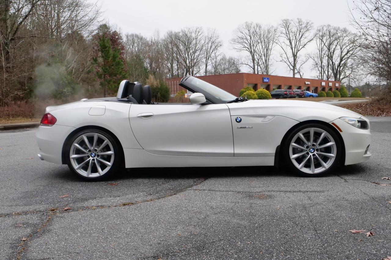 2012 BMW Z4 Roadster sDrive35i / Sport Package / Heated Seats! Lincolnton NC