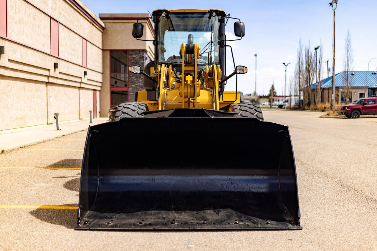 2012 CAT 930K Wheel Loader 4WD Bucket Diesel Automatic Red Deer AB