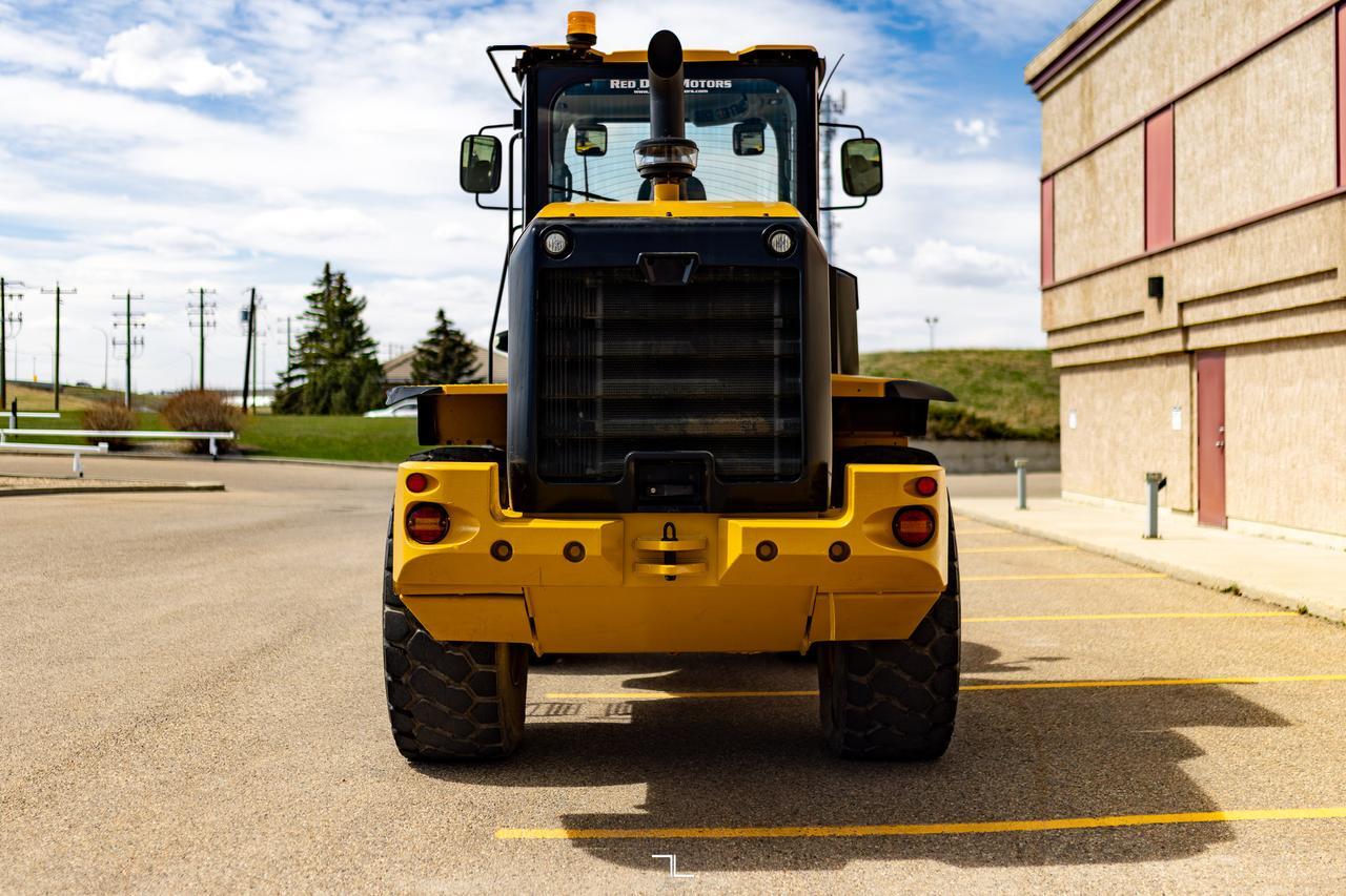 2012 CAT 930K Wheel Loader 4WD Bucket Diesel Automatic Red Deer AB