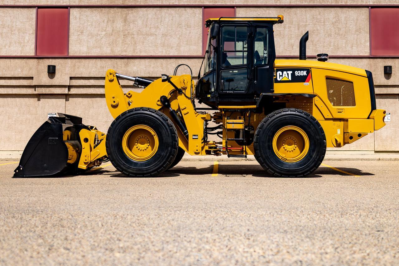 2012 CAT 930K Wheel Loader 4WD Bucket Diesel Automatic Red Deer AB