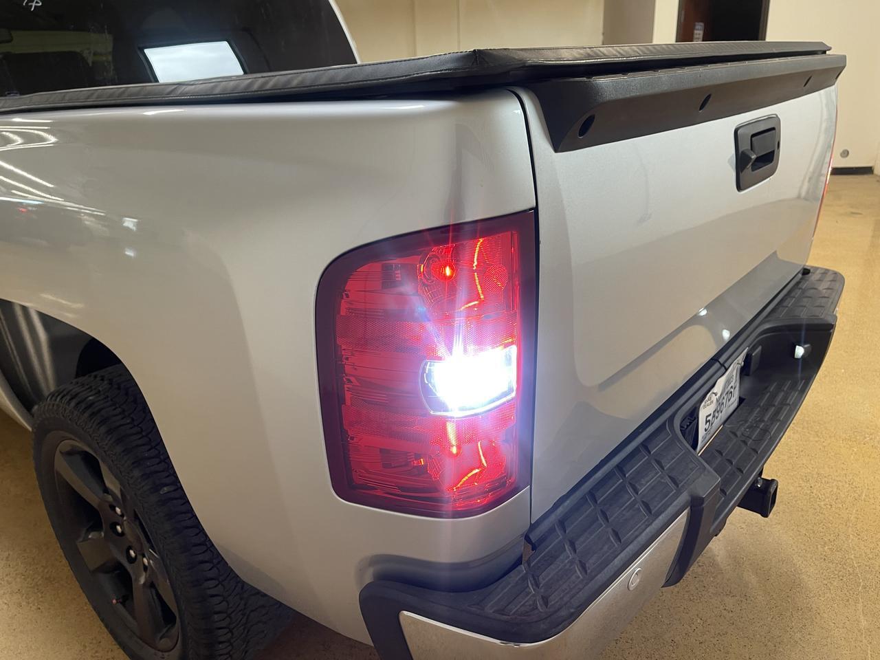 2012 Chevrolet Silverado LT photo 16
