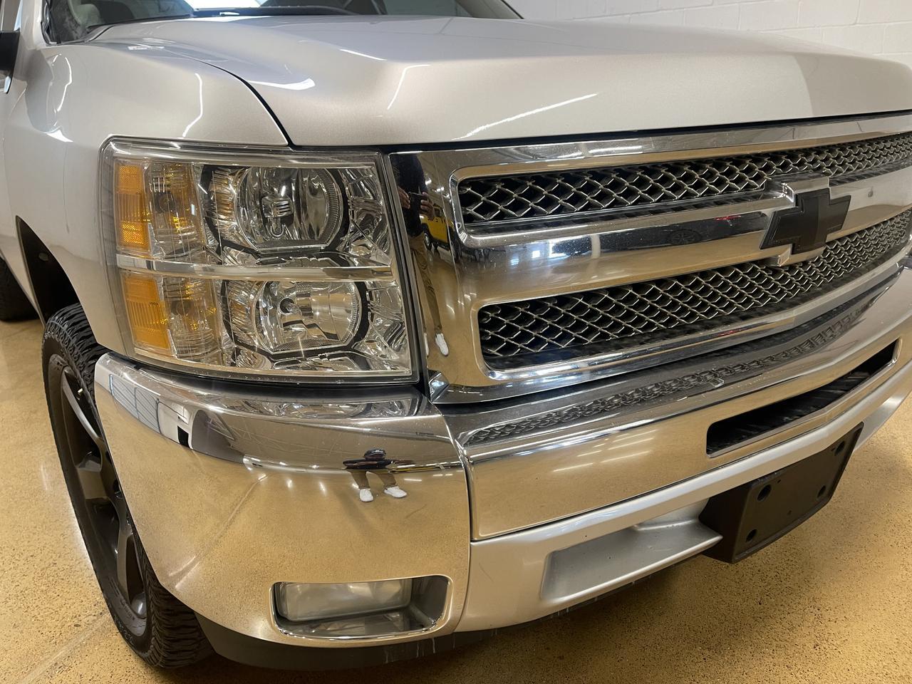 2012 Chevrolet Silverado LT photo 4
