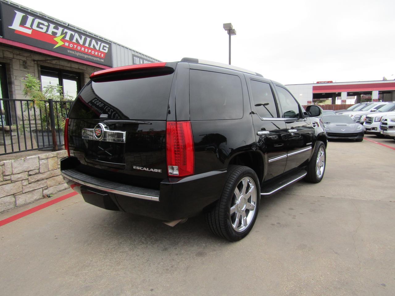 2012 Cadillac Escalade AWD 4dr Luxury Grand Prairie TX