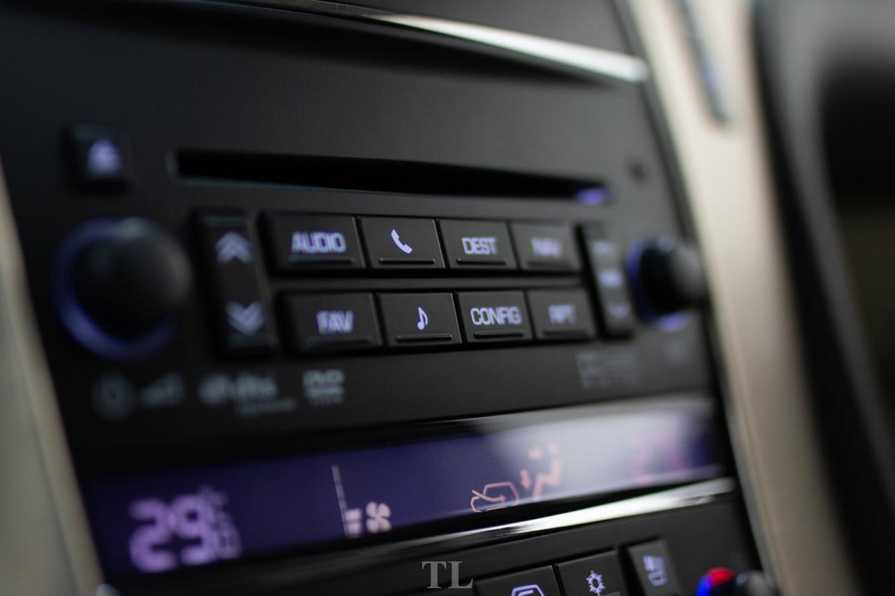 2012 Cadillac Escalade AWD Platinum Leather Roof Nav Red Deer AB