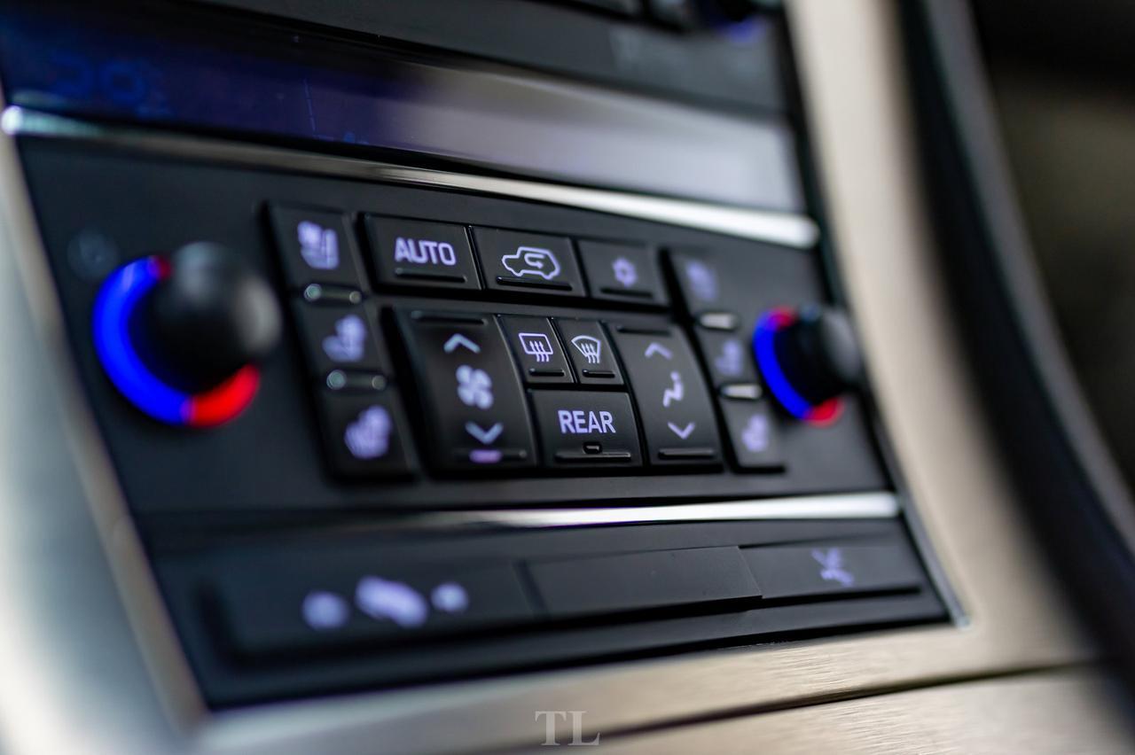 2012 Cadillac Escalade AWD Platinum Leather Roof Nav Red Deer AB