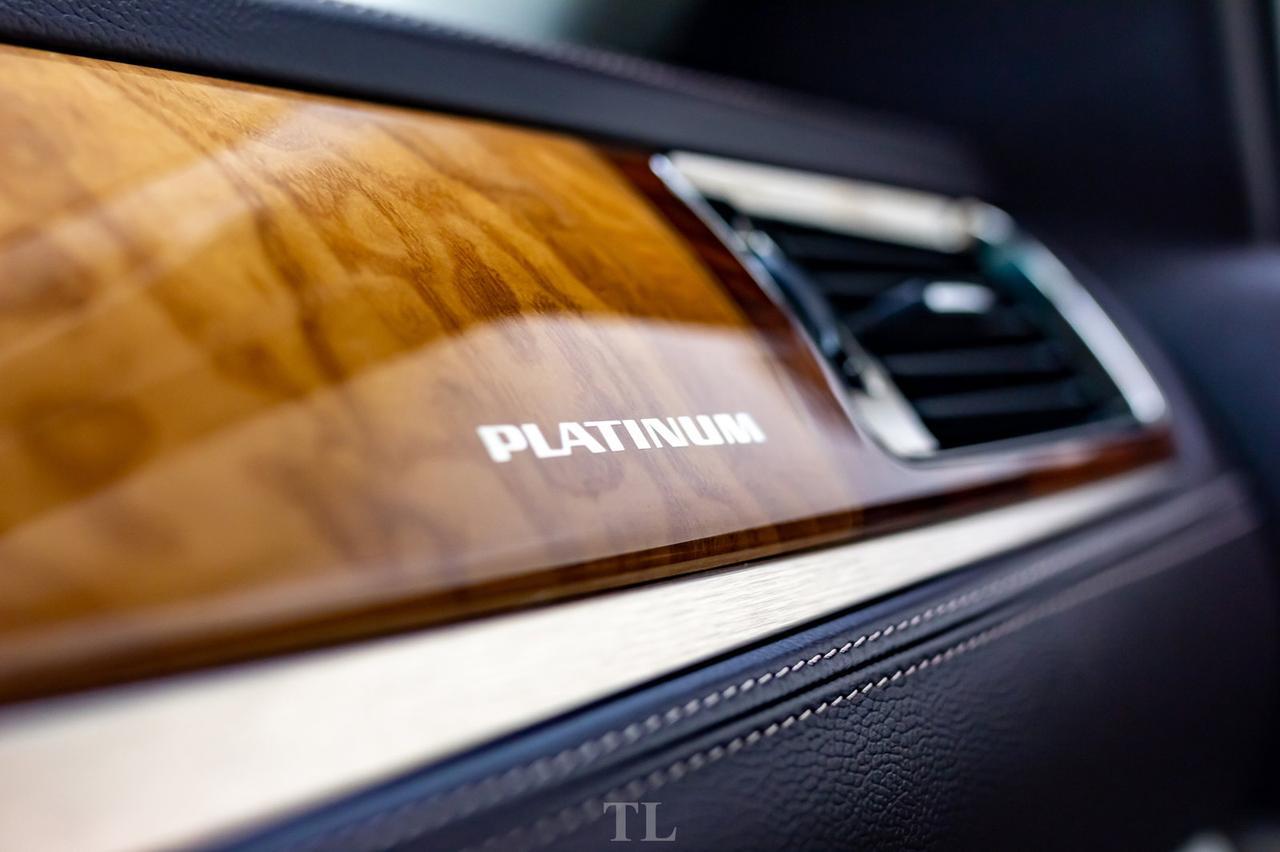 2012 Cadillac Escalade AWD Platinum Leather Roof Nav Red Deer AB