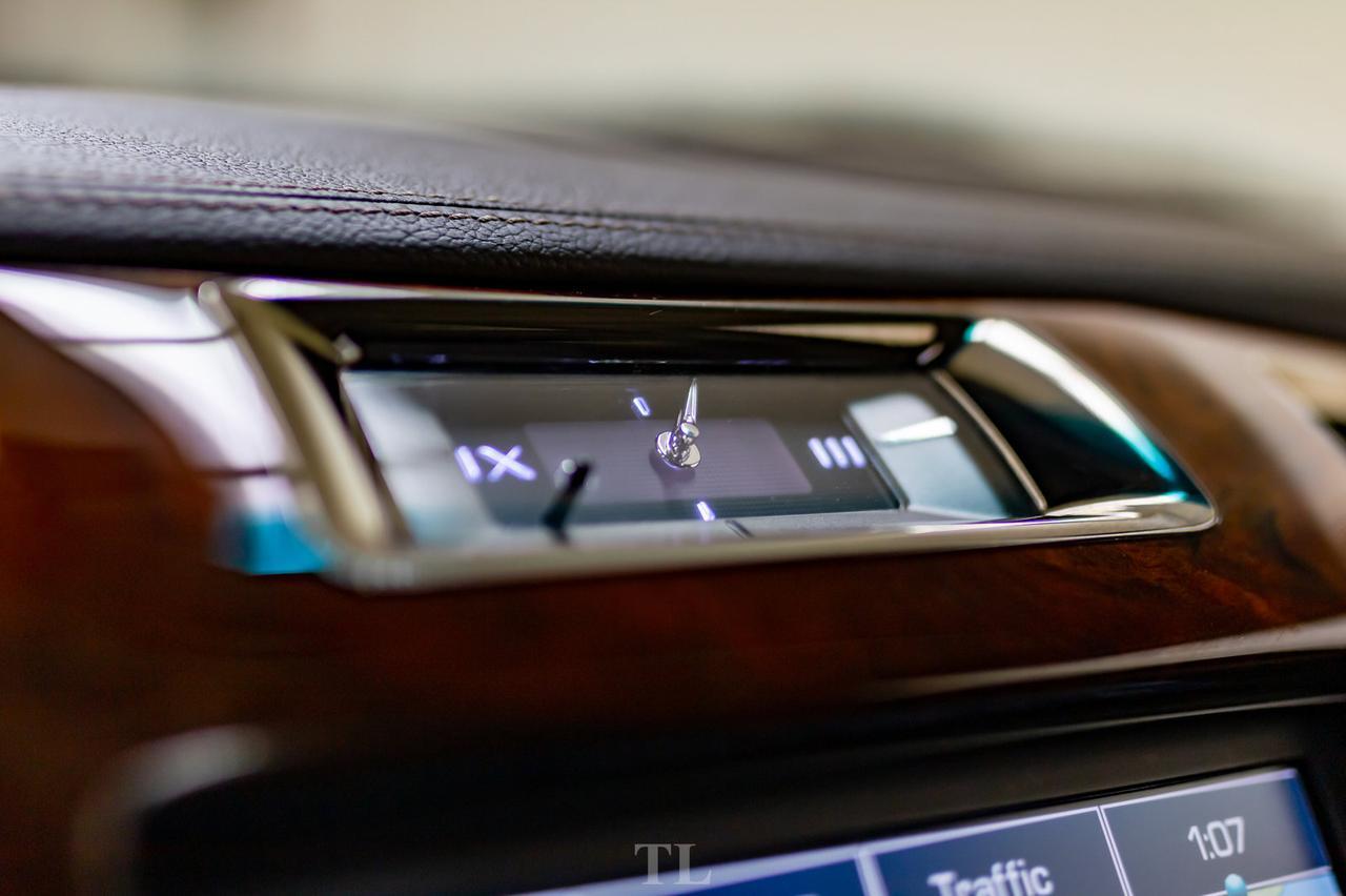 2012 Cadillac Escalade AWD Platinum Leather Roof Nav Red Deer AB