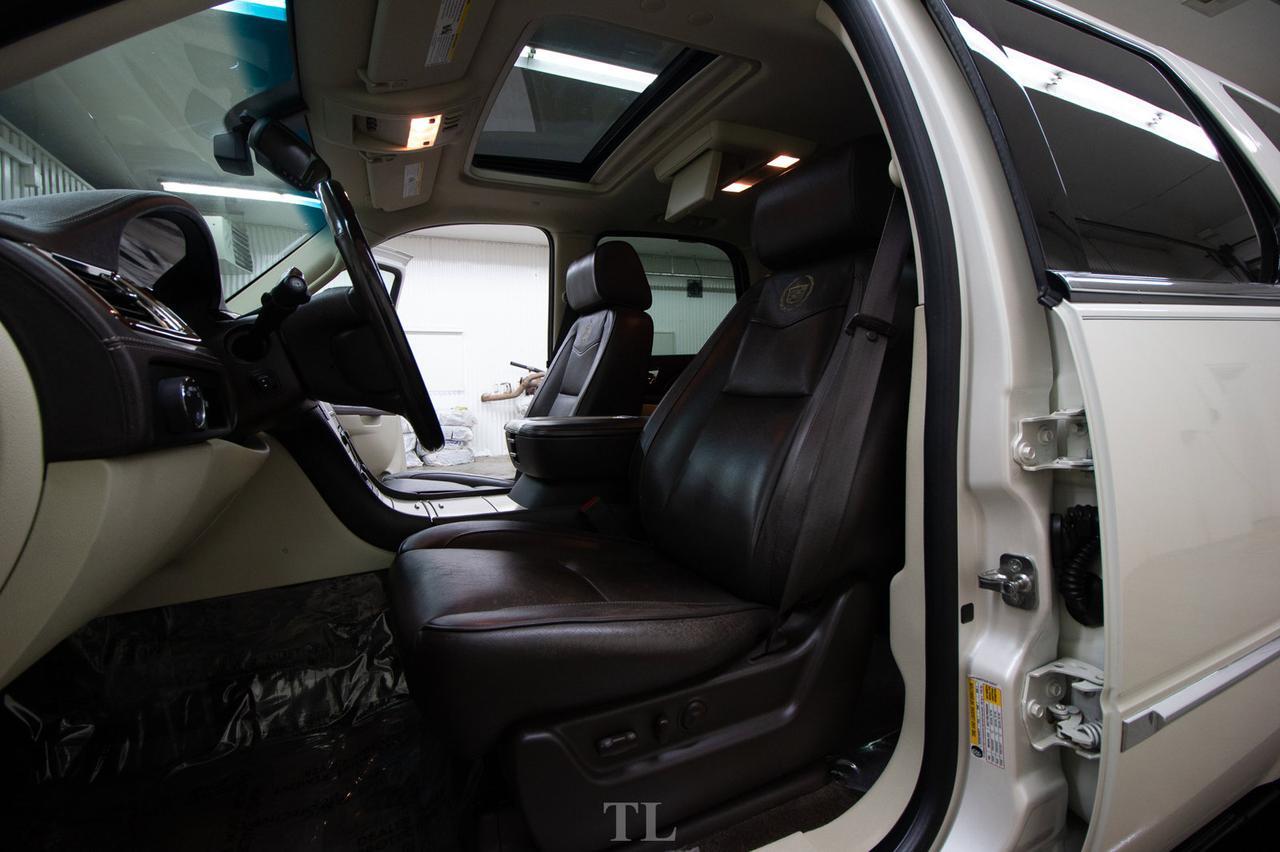 2012 Cadillac Escalade AWD Platinum Leather Roof Nav Red Deer AB