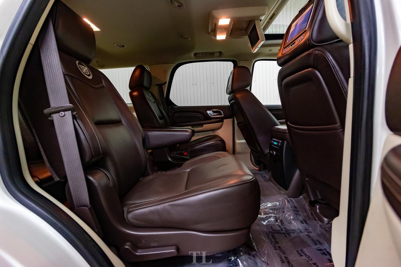 2012 Cadillac Escalade AWD Platinum Leather Roof Nav Red Deer AB