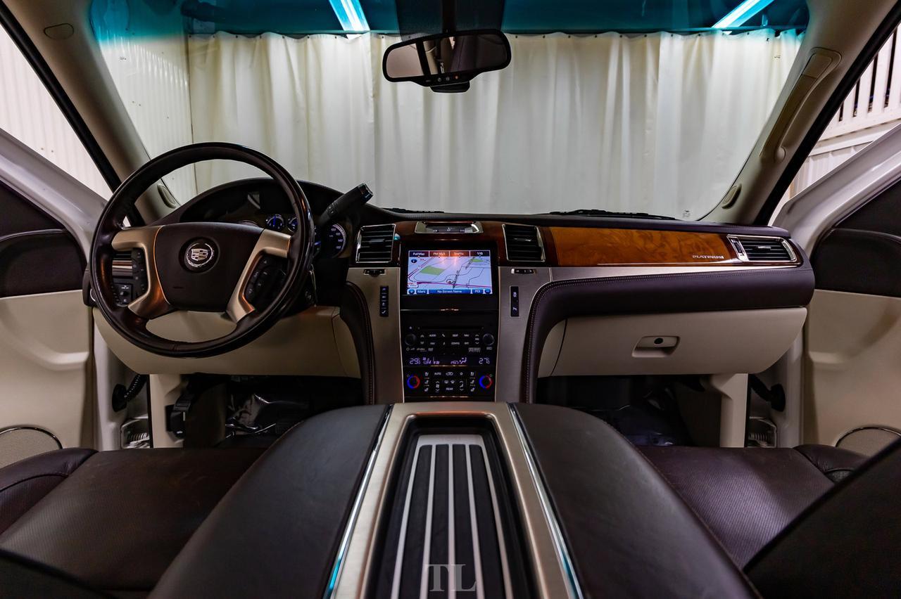 2012 Cadillac Escalade AWD Platinum Leather Roof Nav Red Deer AB