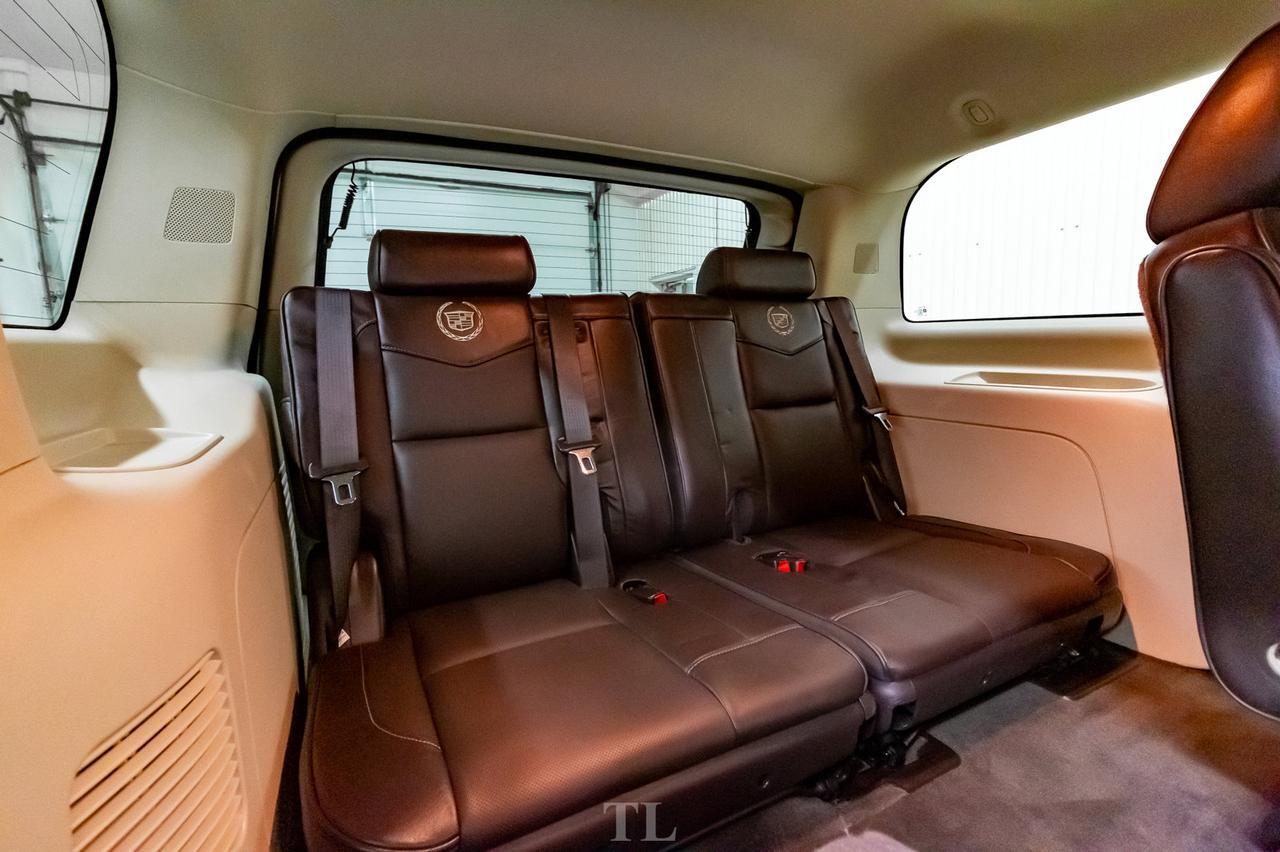 2012 Cadillac Escalade AWD Platinum Leather Roof Nav Red Deer AB