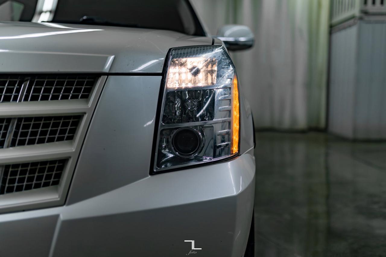 2012 Cadillac Escalade AWD Premium Leather Roof Nav DVD Red Deer AB