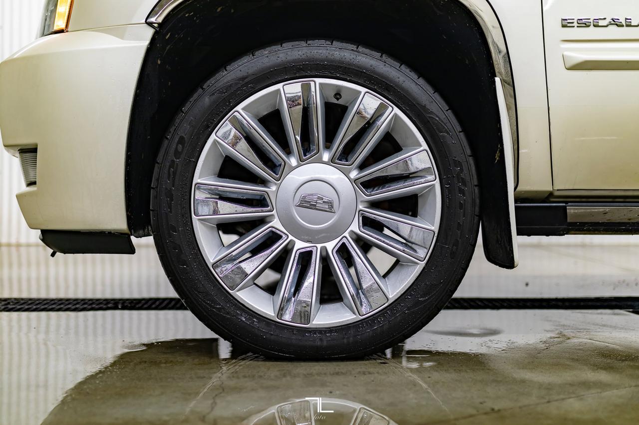 2012 Cadillac Escalade AWD Premium Leather Roof Nav DVD Red Deer AB