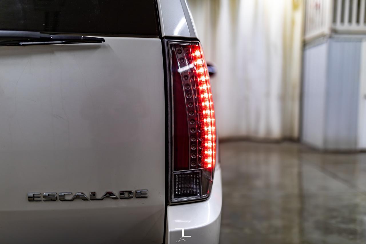 2012 Cadillac Escalade AWD Premium Leather Roof Nav DVD Red Deer AB