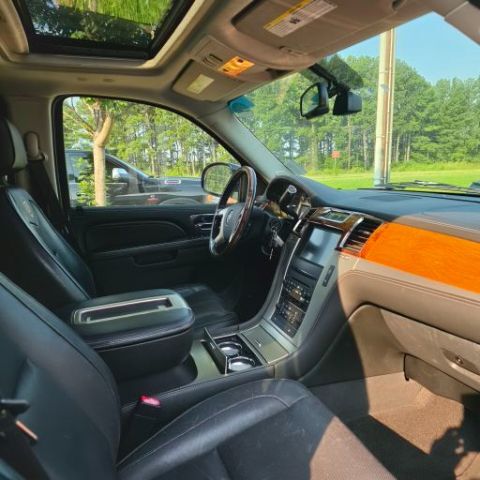 2012 Cadillac Escalade Platinum Edition