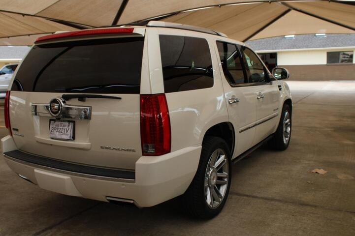 2012 Cadillac Escalade Platinum Edition Plano TX