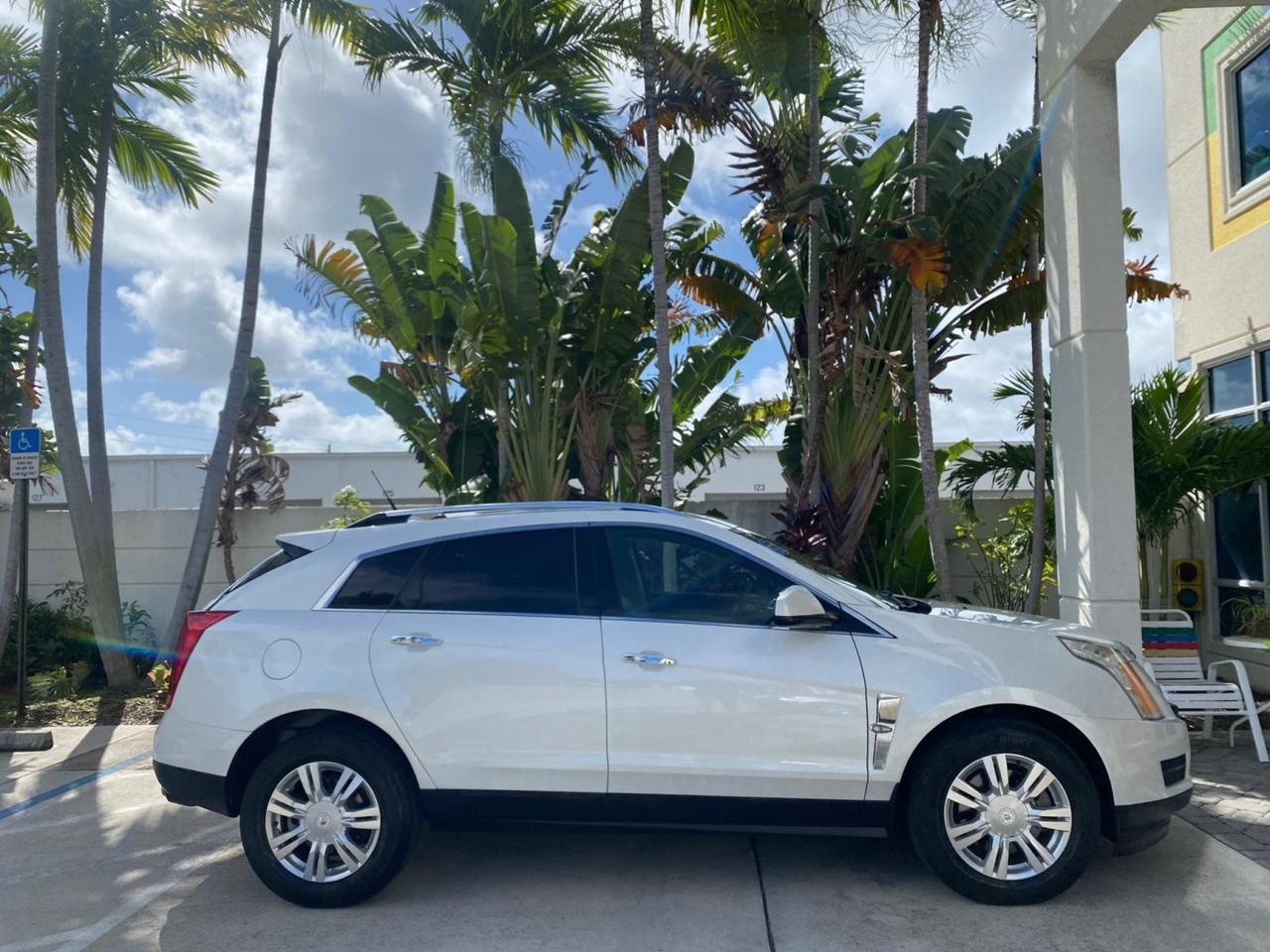 2012 Cadillac SRX Luxury Collection LOW MILES 44,412 AWD Pompano Beach FL