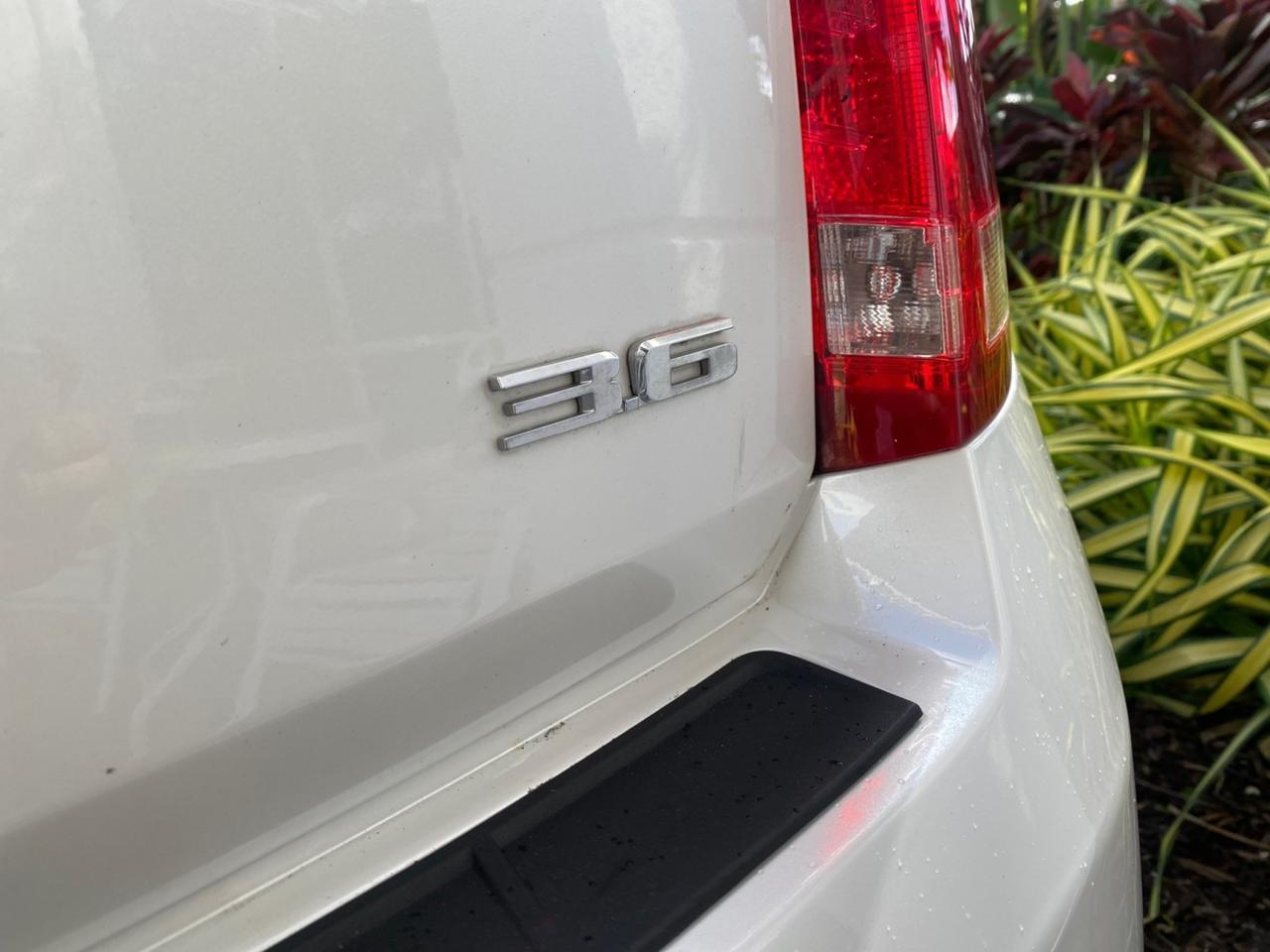 2012 Cadillac SRX Luxury Collection LOW MILES 44,412 AWD Pompano Beach FL