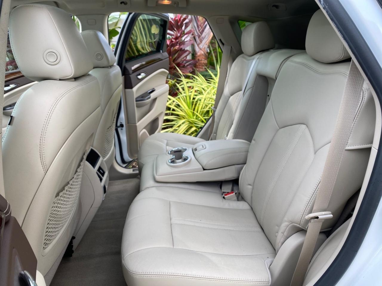 2012 Cadillac SRX Luxury Collection LOW MILES 44,412 AWD Pompano Beach FL