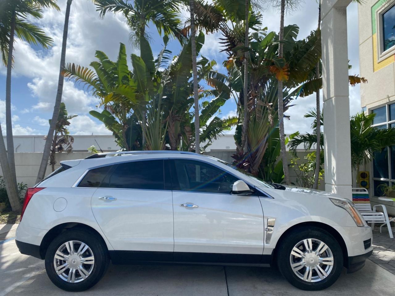 2012 Cadillac SRX Luxury Collection LOW MILES 44,412 AWD Pompano Beach FL