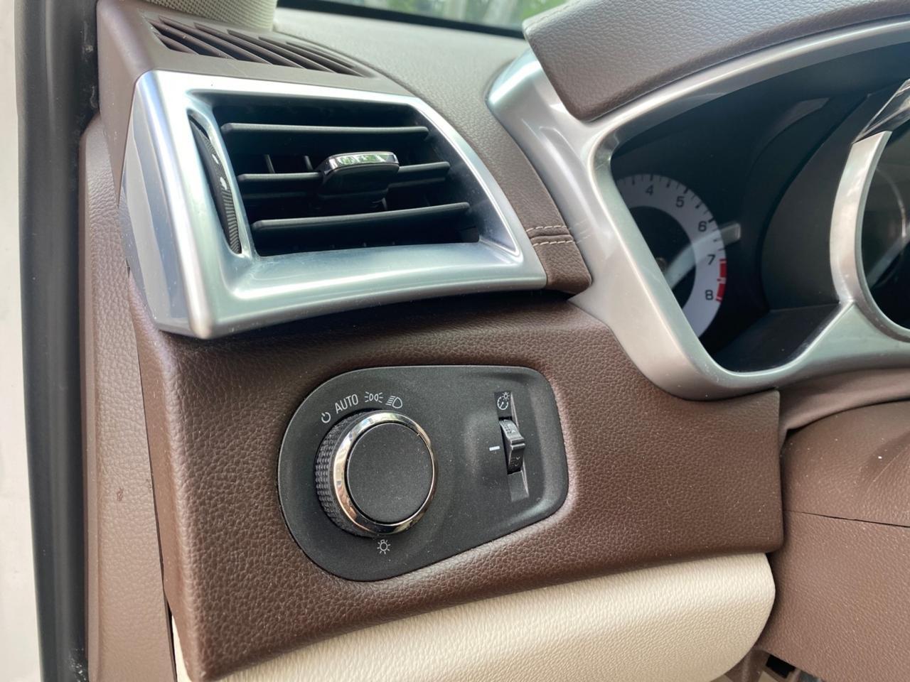2012 Cadillac SRX Luxury Collection LOW MILES 44,412 AWD Pompano Beach FL