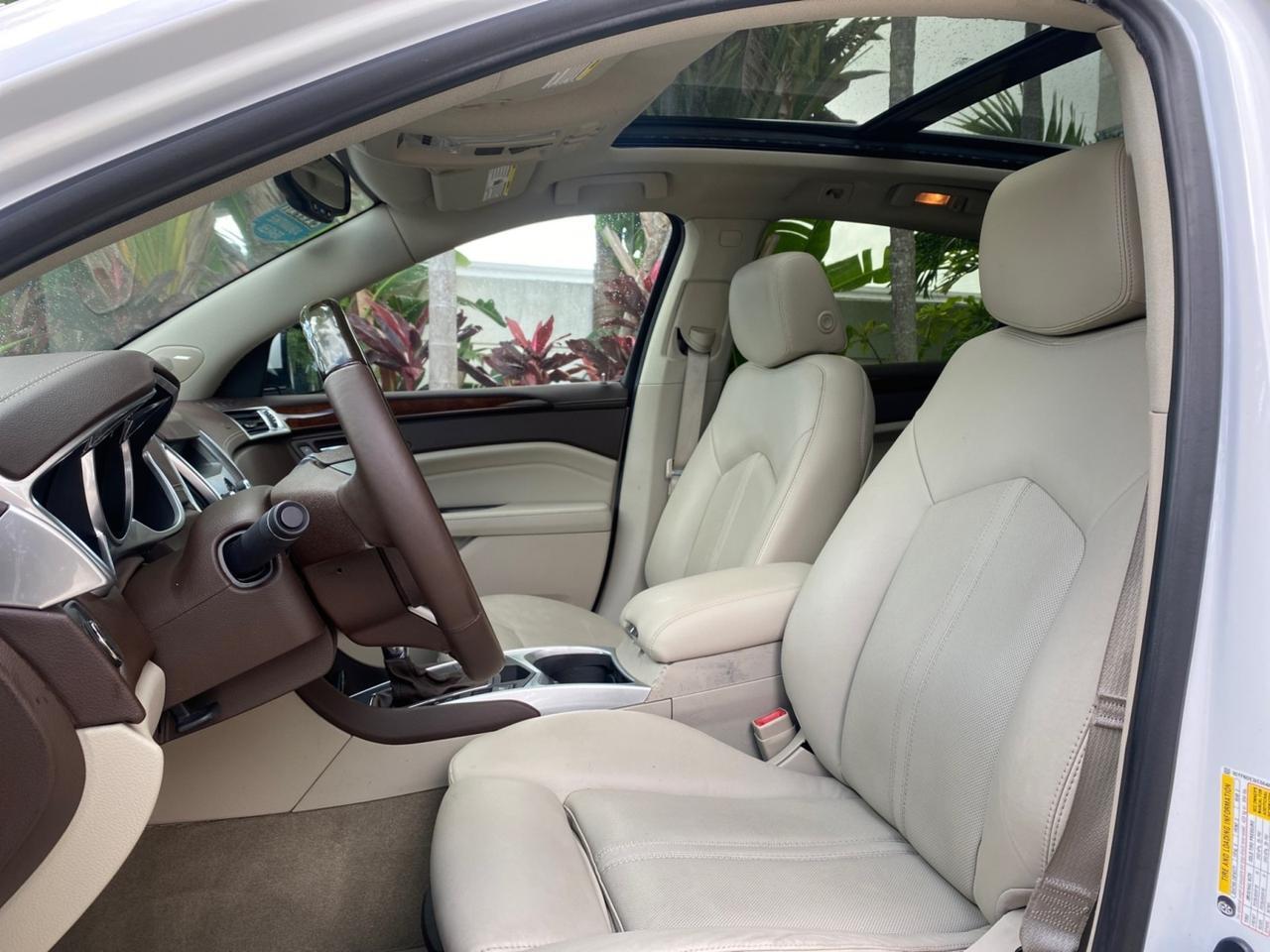 2012 Cadillac SRX Luxury Collection LOW MILES 44,412 AWD Pompano Beach FL