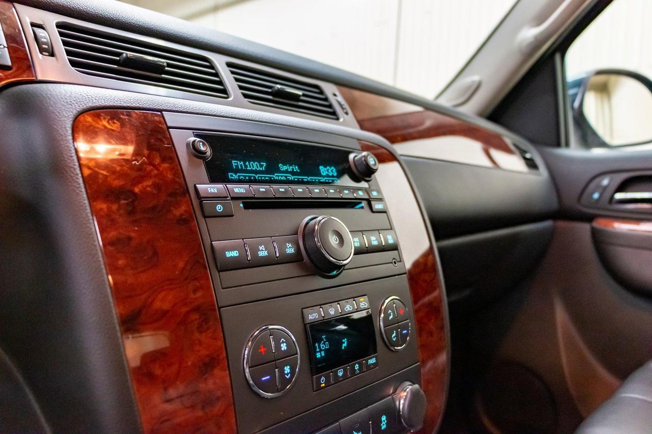 2012 Chevrolet Avalanche 4x4 Crew Cab LT Leather BCam Red Deer AB