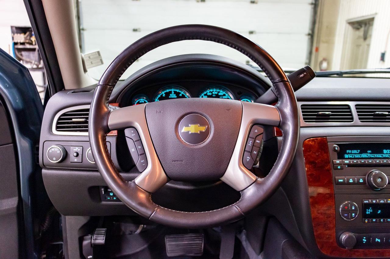 2012 Chevrolet Avalanche 4x4 Crew Cab LT Leather BCam Red Deer AB