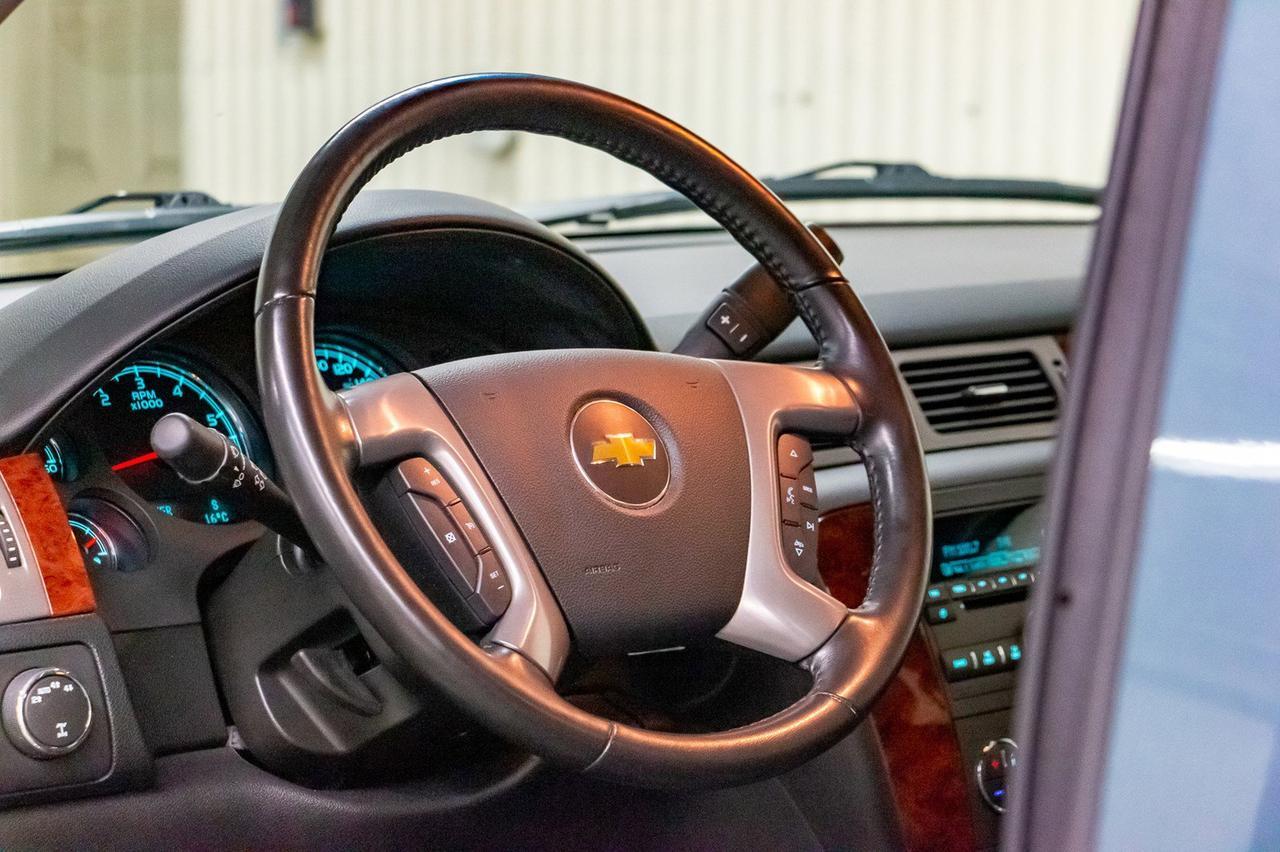 2012 Chevrolet Avalanche 4x4 Crew Cab LT Leather BCam Red Deer AB