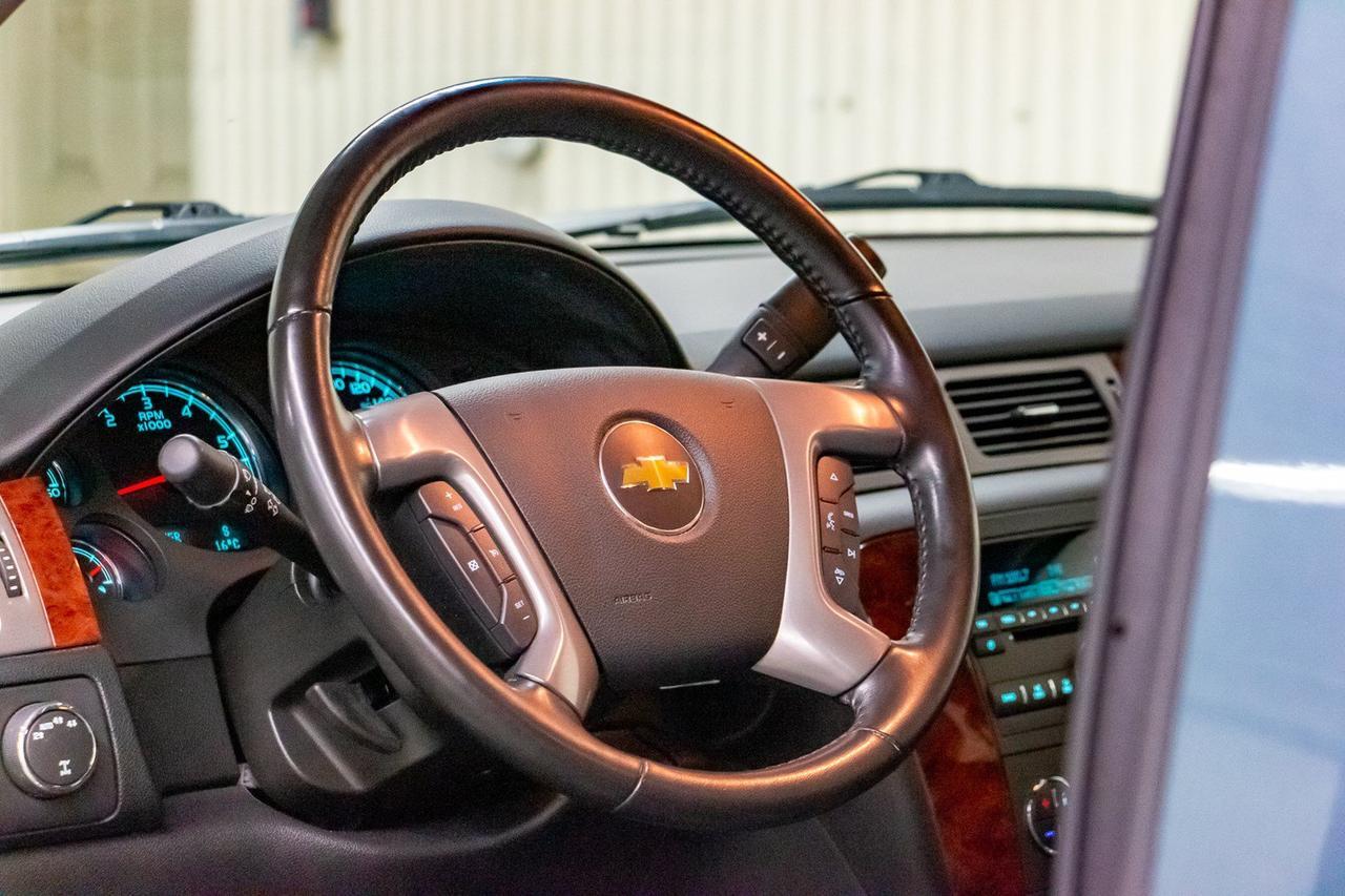 2012 Chevrolet Avalanche 4x4 Crew Cab LT Leather BCam Red Deer AB