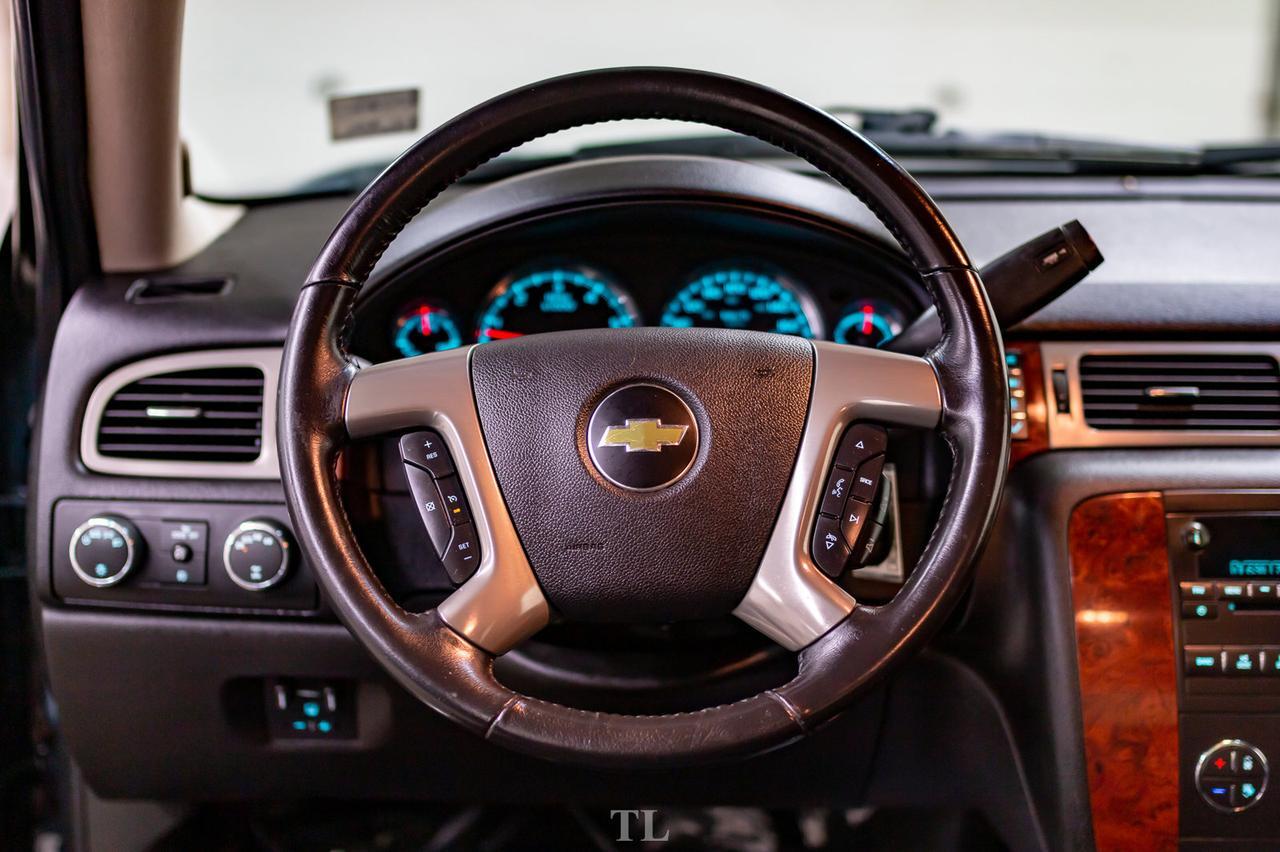 2012 Chevrolet Avalanche 4x4 LT BCam Red Deer AB