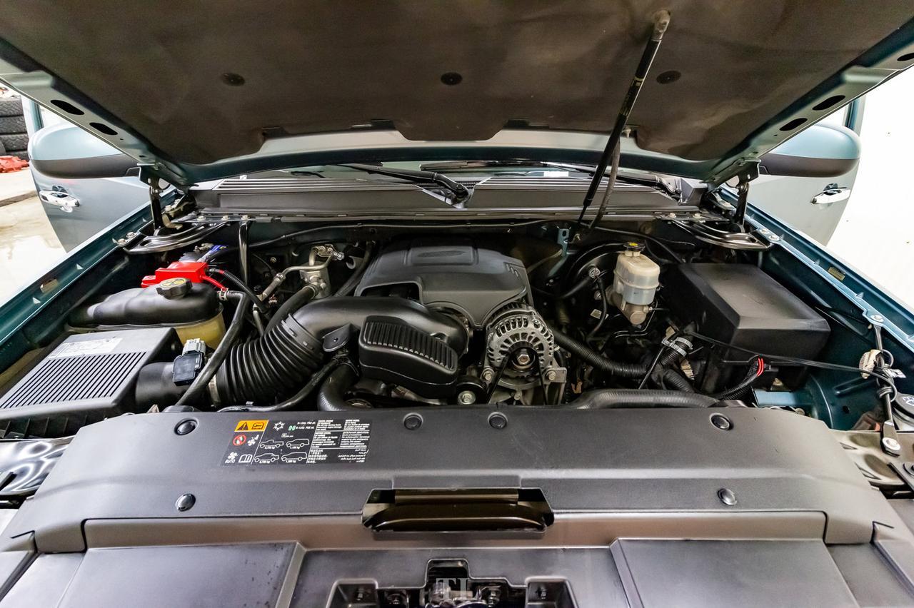 2012 Chevrolet Avalanche 4x4 LT BCam Red Deer AB