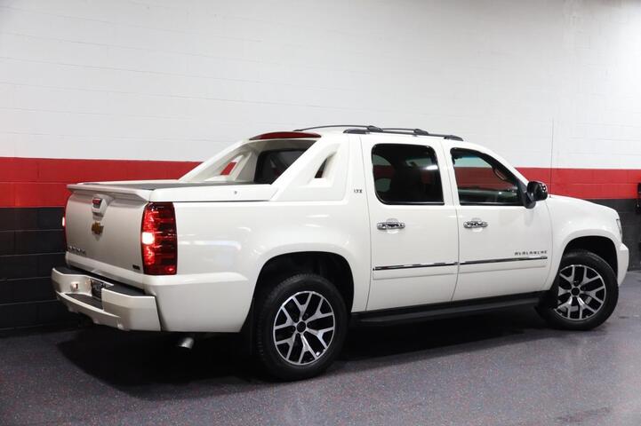 2012 Chevrolet Avalanche LTZ 4WD 4dr Truck Chicago IL