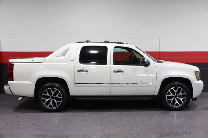 2012 Chevrolet Avalanche LTZ 4WD 4dr Truck Chicago IL