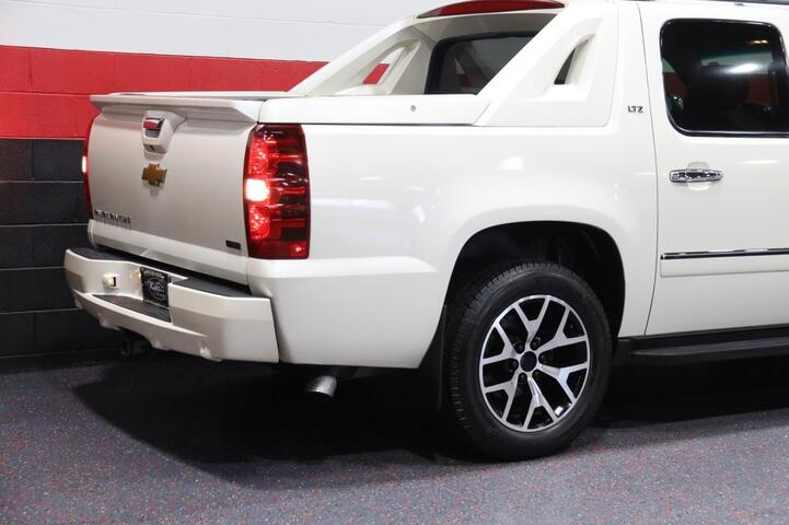 2012 Chevrolet Avalanche LTZ 4WD 4dr Truck Chicago IL